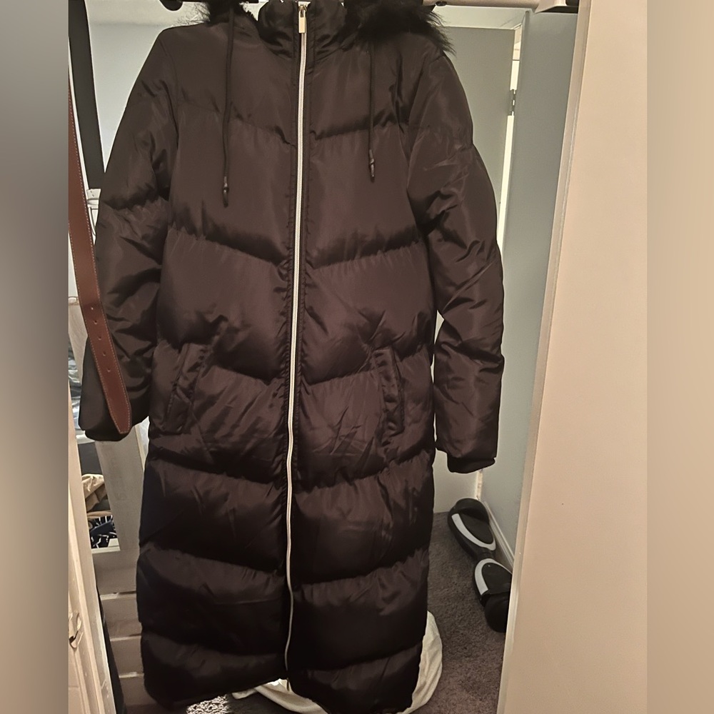 Women black coat jacket brand( brave soul ) fur hood size s